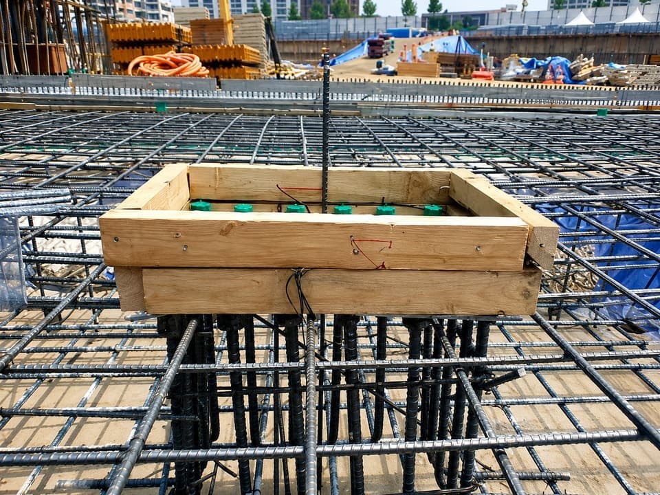 Starter bar template positioned in a reinforcement cage on site